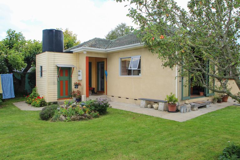Photo of property in 45 Weston Road, Waiareka Junction, Oamaru, 9401