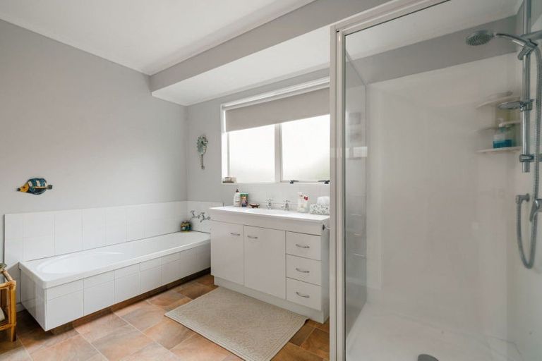 Photo of property in 57 Browning Street, Leamington, Cambridge, 3432