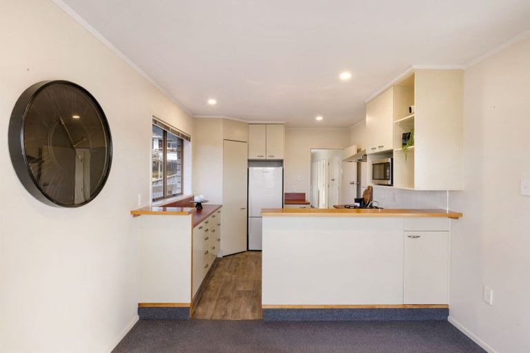 Photo of property in 52 Macdonald Road, Glenview, Hamilton, 3206