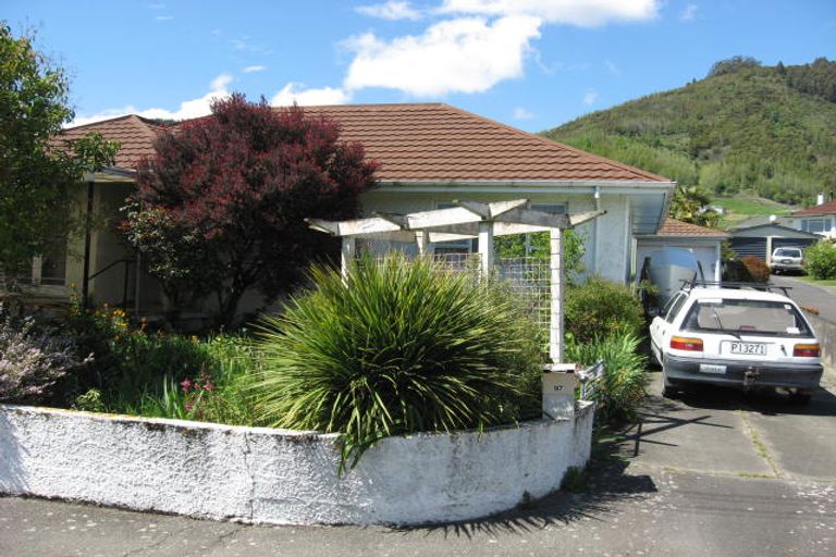 Photo of property in 97 Tipahi Street, Nelson South, Nelson, 7010