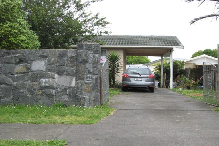 Photo of property in 78 Bader Drive, Mangere, Auckland, 2022