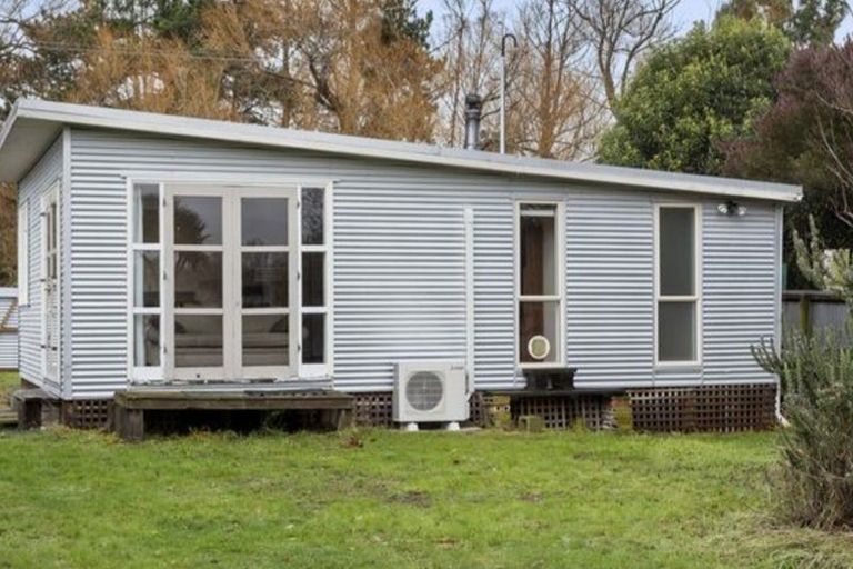 Photo of property in 76 Ferry Road, Woodend Beach, Kaiapoi, 7691