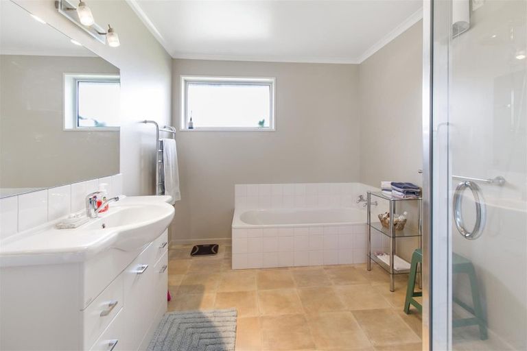 Photo of property in 15 Cashel Street, Waimate, 7924