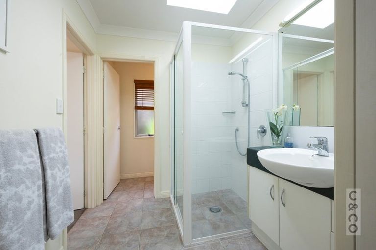 Photo of property in 41 Sunny Crescent, Huapai, Kumeu, 0810