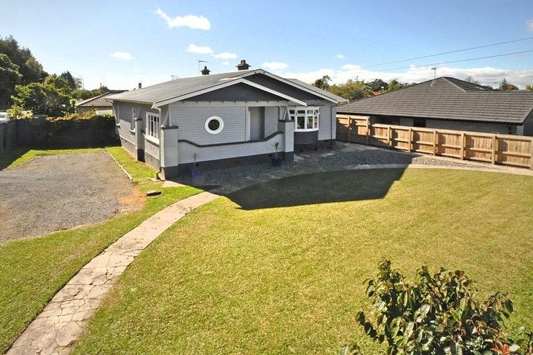 Photo of property in 1 East Street, Claudelands, Hamilton, 3214