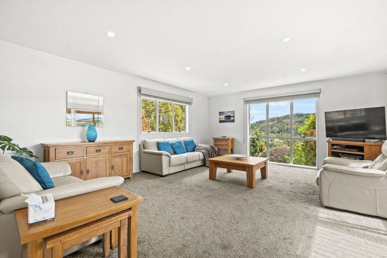 Photo of property in 22 Gails Drive, Okura, Albany, 0792