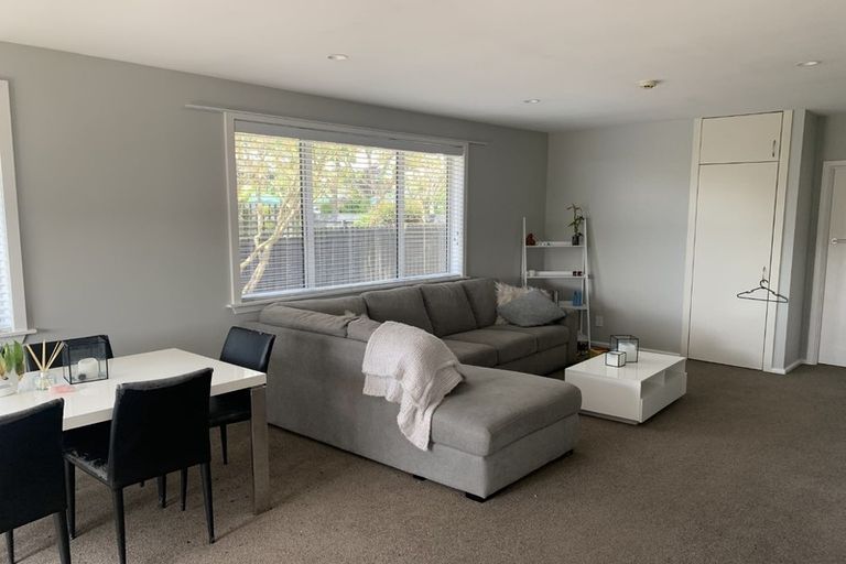 Photo of property in 100 Northcote Road, Northcote, Christchurch, 8052