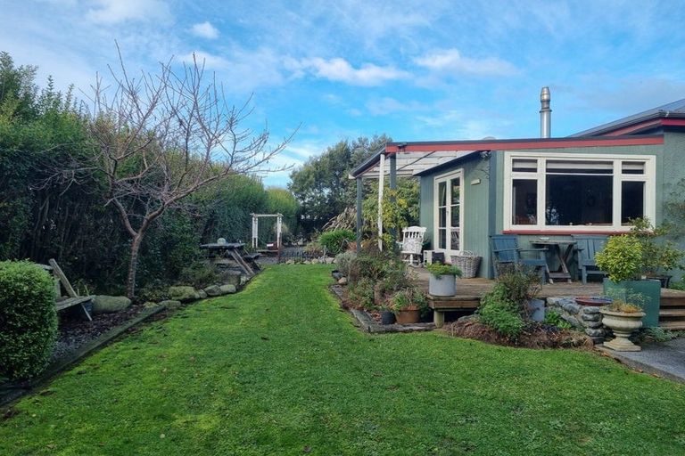 Photo of property in 223 Beach Road, Kaikoura, 7300