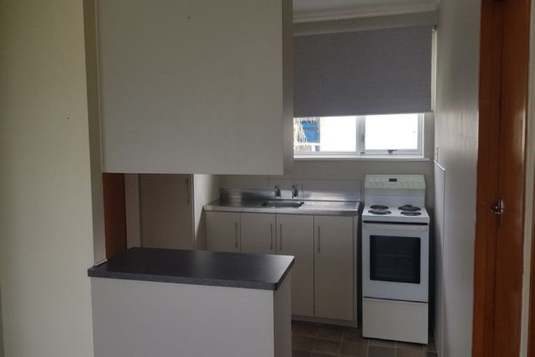 Photo of property in 1/145 Ruamahanga Crescent, Terrace End, Palmerston North, 4410