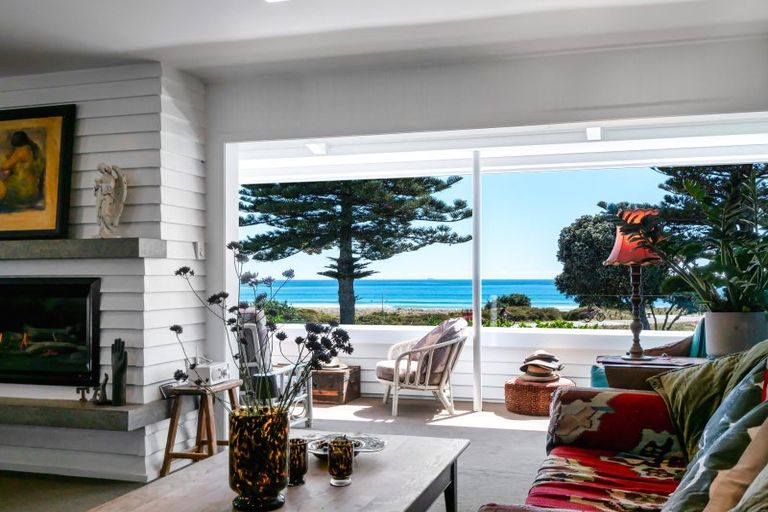 Photo of property in 93 Marine Parade, Mount Maunganui, 3116