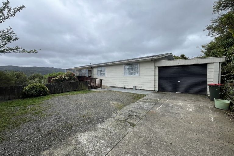 Photo of property in 18 Tyrone Grove, Wainuiomata, Lower Hutt, 5014