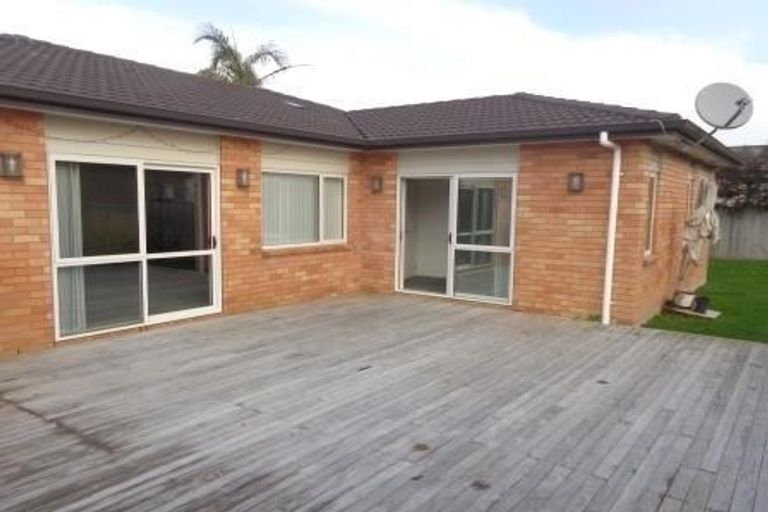 Photo of property in 11a Poinsettia Place, Henderson, Auckland, 0610