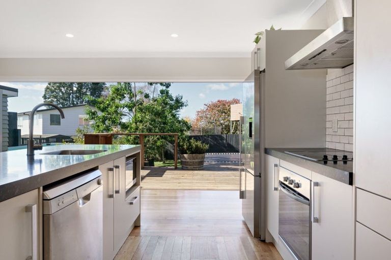 Photo of property in 45 Western Road, Bellevue, Tauranga, 3110