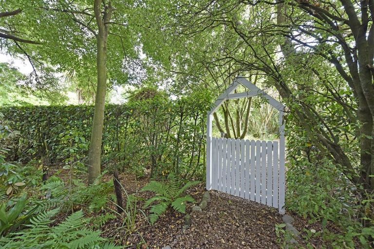 Photo of property in 8 Whitewood Crescent, West Melton, Christchurch, 7675