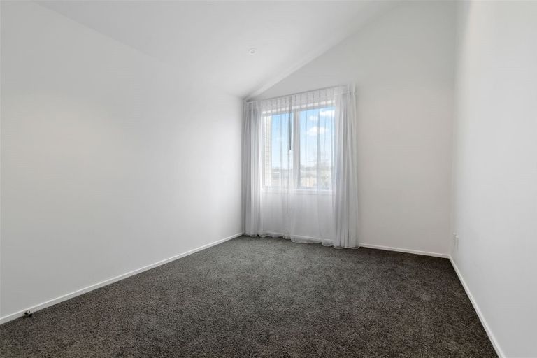 Photo of property in 2/58 Herbert Road, Queenwood, Hamilton, 3210