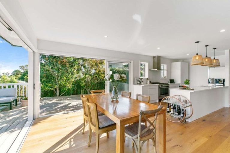 Photo of property in 34b Rawhiti Road, Manly, Whangaparaoa, 0930