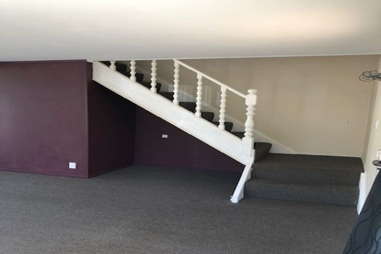 Photo of property in 50 Rhodes Drive, Kelvin Grove, Palmerston North, 4414