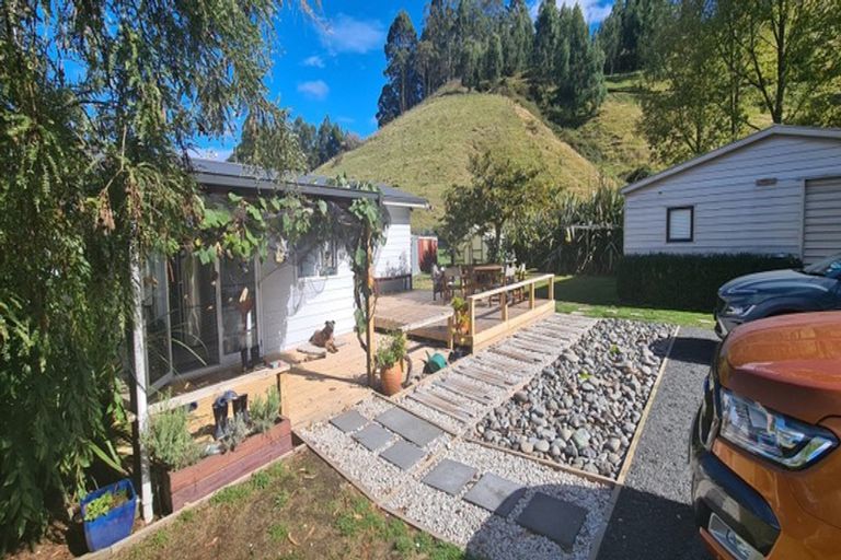 Photo of property in 268 Whangamata Road, Kinloch, Taupo, 3377