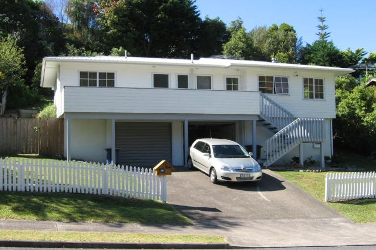 Photo of property in 43 Topliss Drive, Northcross, Auckland, 0632