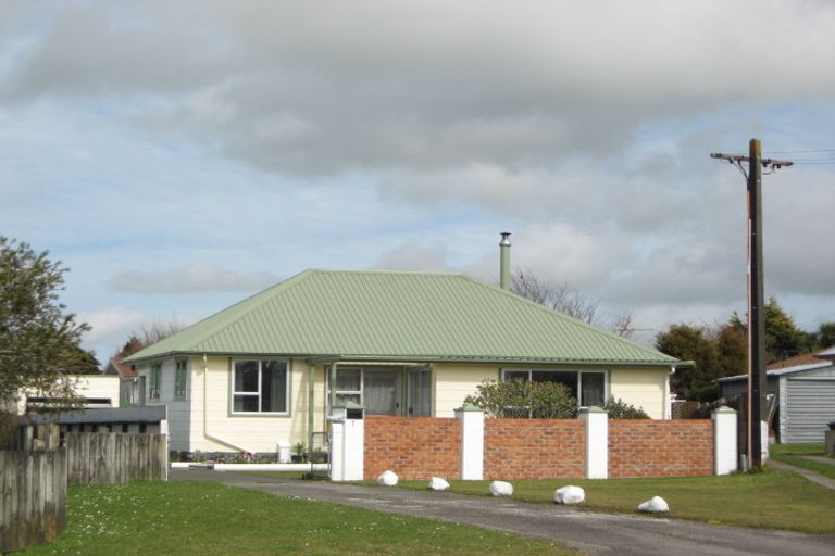 Photo of property in 7 Ajax Street, Stratford, 4332