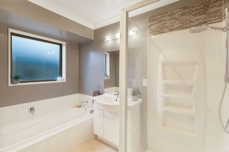 Photo of property in 70 Pentecost Road, Rangiora, 7400