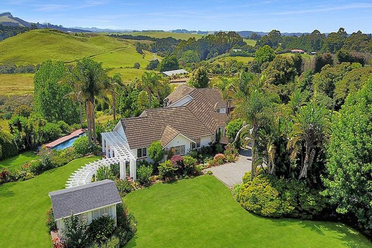 Photo of property in 62 River Drive, Kerikeri, 0294