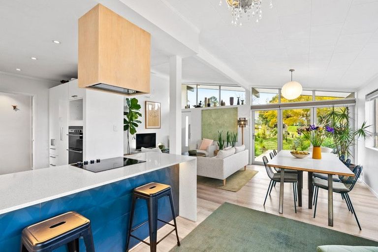 Photo of property in 27 Kohe Street, Parahaki, Whangarei, 0112