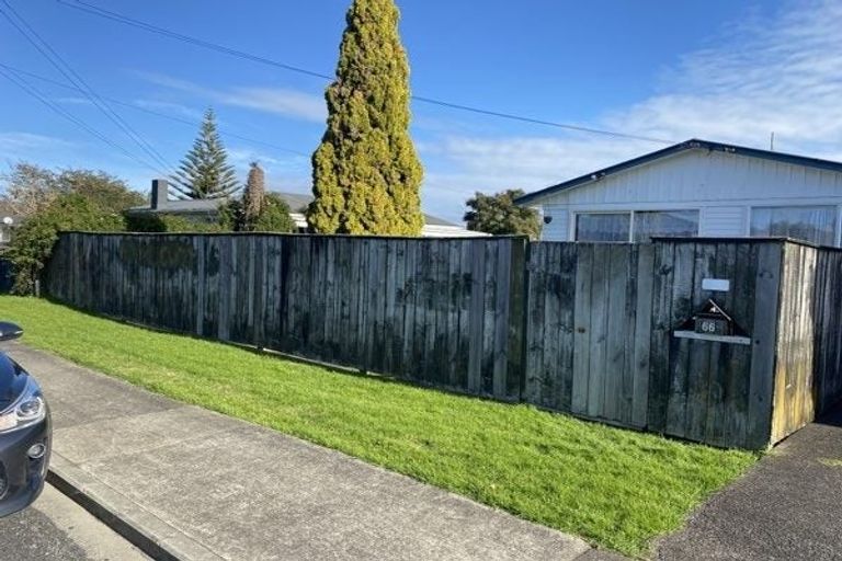Photo of property in 66 Cargill Street, Papakura, 2110