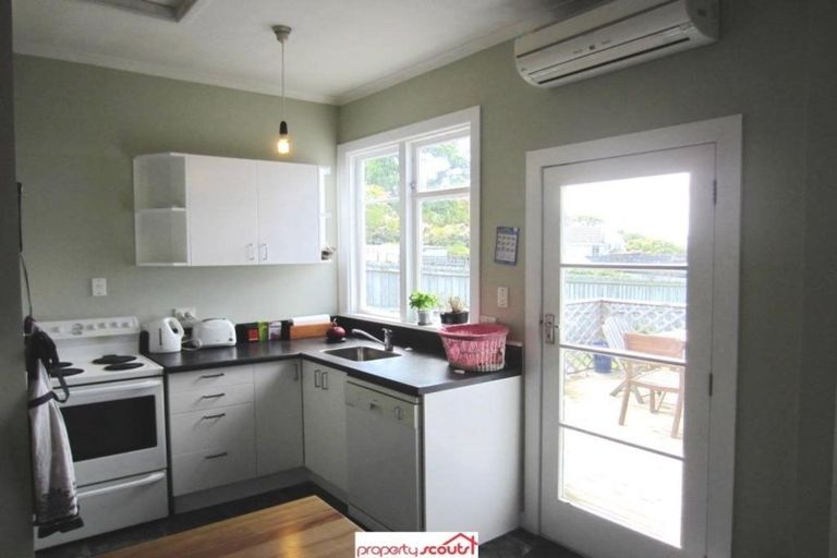 Photo of property in 9 Peel Street, Mornington, Dunedin, 9011