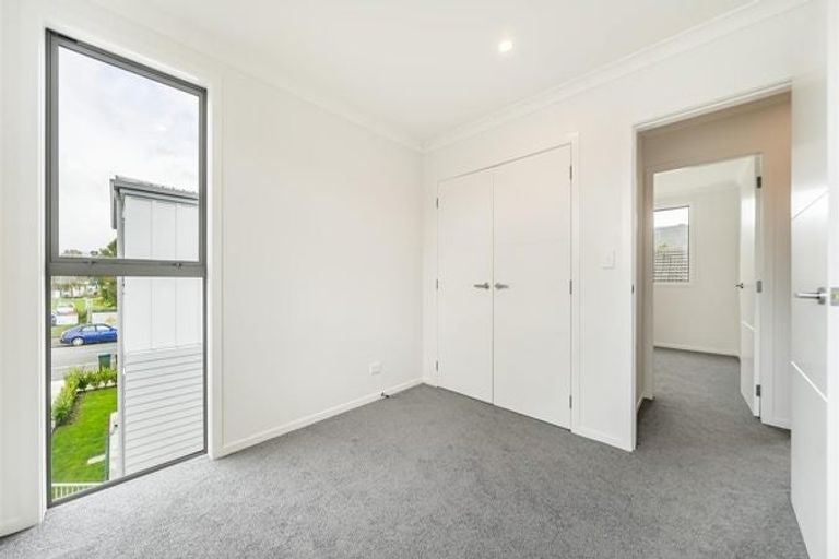 Photo of property in 44b Pine Avenue, Upper Hutt Central, Upper Hutt, 5018