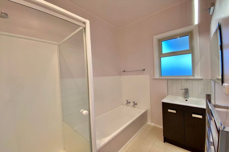 Photo of property in 45 Bedford Road, Marewa, Napier, 4110