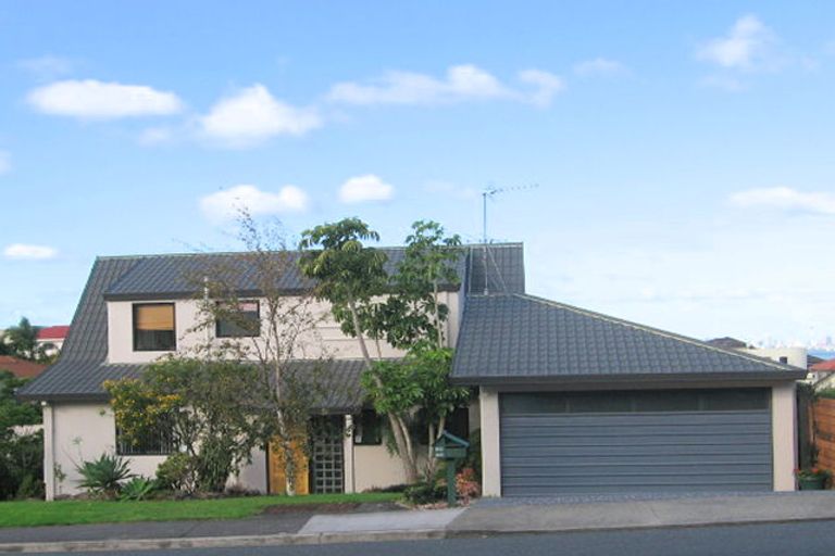 Photo of property in 138 Wiseley Road, West Harbour, Auckland, 0618