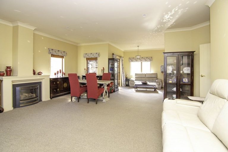 Photo of property in 41 Fitchett Street, Palmerston North, 4410