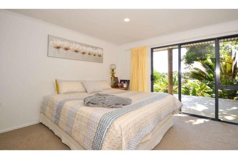 Photo of property in 22 Riverview Road, Kerikeri, 0230