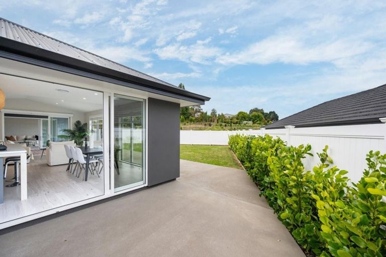 Photo of property in 72 Les Wakefield Road, Mapua, 7005