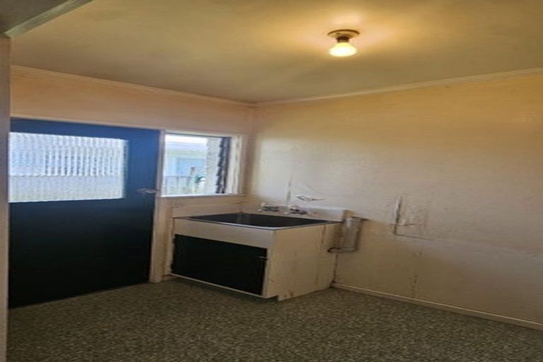 Photo of property in 1/1 Arnold Street, Onekawa, Napier, 4110