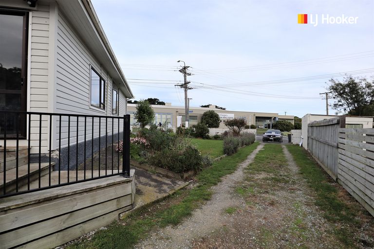 Photo of property in 37 Tahuna Road, Tainui, Dunedin, 9013