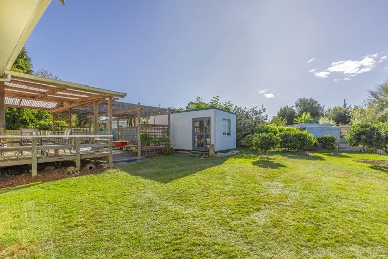 Photo of property in 245 State Highway 2, Clive, 4102