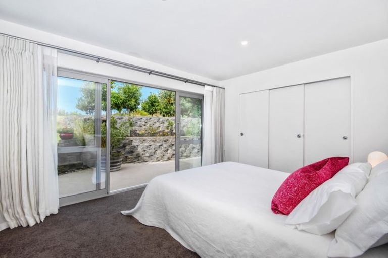 Photo of property in 98 Clovelly Road, Bucklands Beach, Auckland, 2012