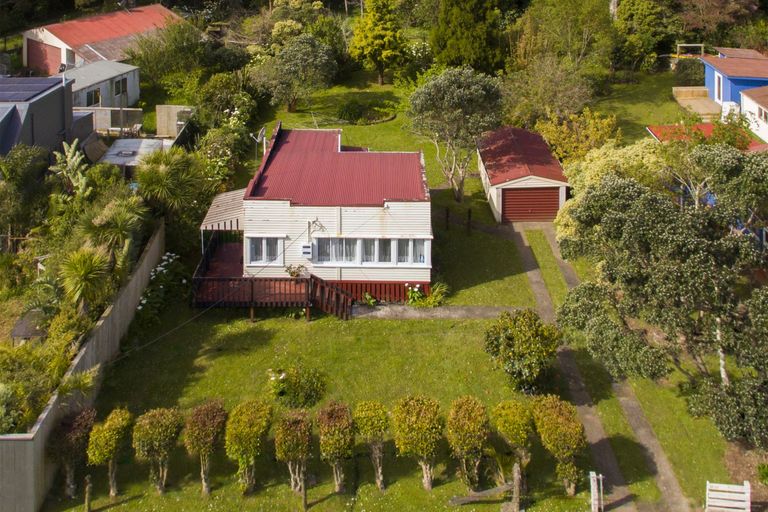 Photo of property in 1220 Huia Road, Huia, Auckland, 0604