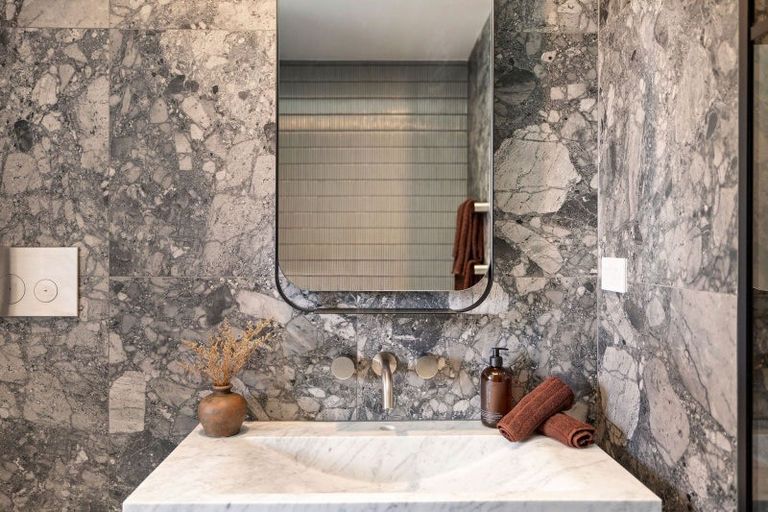 Photo of property in 10 Soudley Court, Jacks Point, Queenstown, 9371