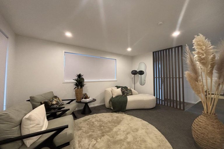 Photo of property in 1b Towai Street, Inglewood, 4330