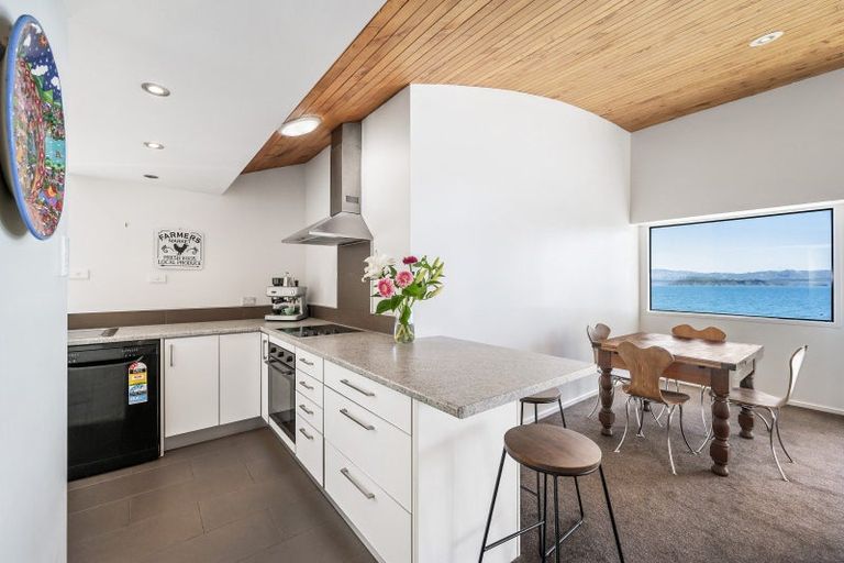 Photo of property in 2/517 Marine Drive, Sunshine Bay, Lower Hutt, 5013