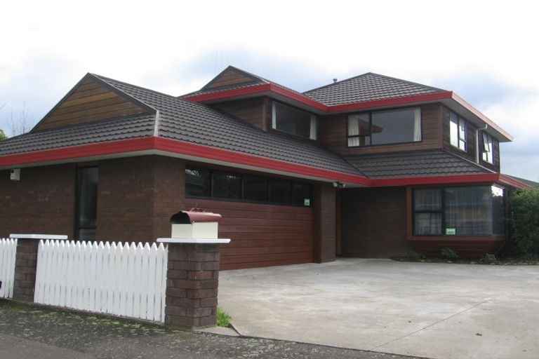 Photo of property in 471 Featherston Street, Palmerston North, 4414