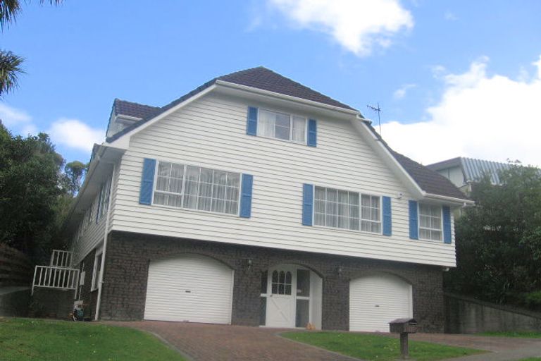 Photo of property in 35 Viewmont Drive, Harbour View, Lower Hutt, 5010