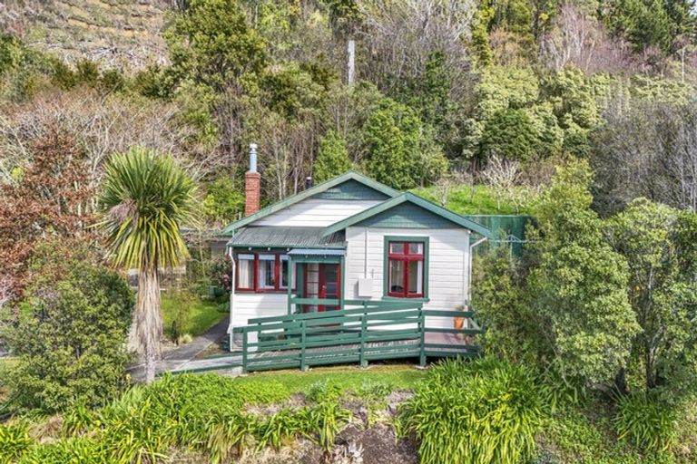 Photo of property in 87 Main Rd Havelock, Havelock, 7100