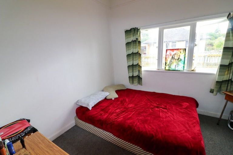 Photo of property in 12 Christian Street, Dannevirke, 4930