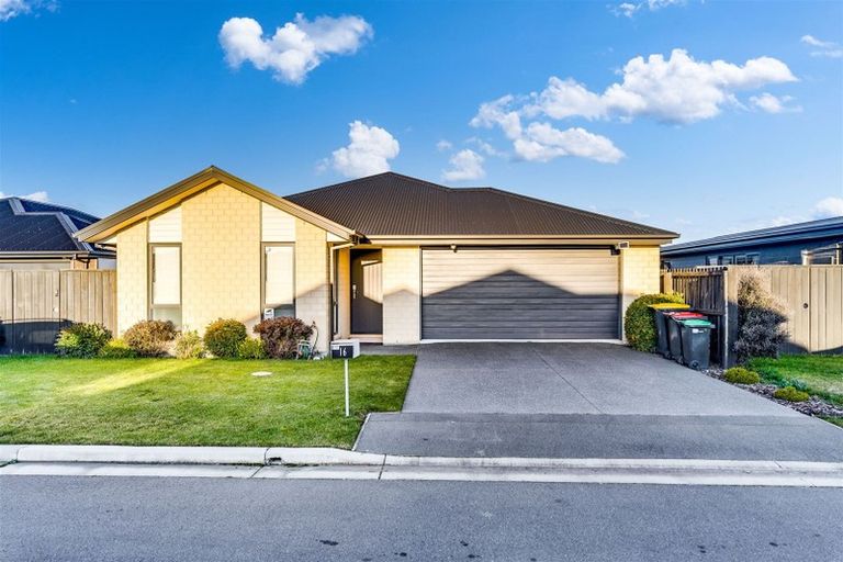 Photo of property in 16 Booth Way, Belfast, Christchurch, 8051