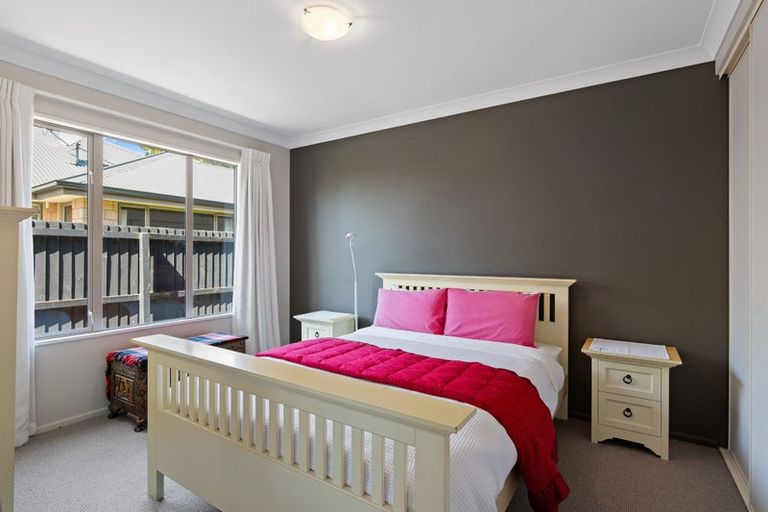 Photo of property in 20a Coolspring Way, Redwood, Christchurch, 8051