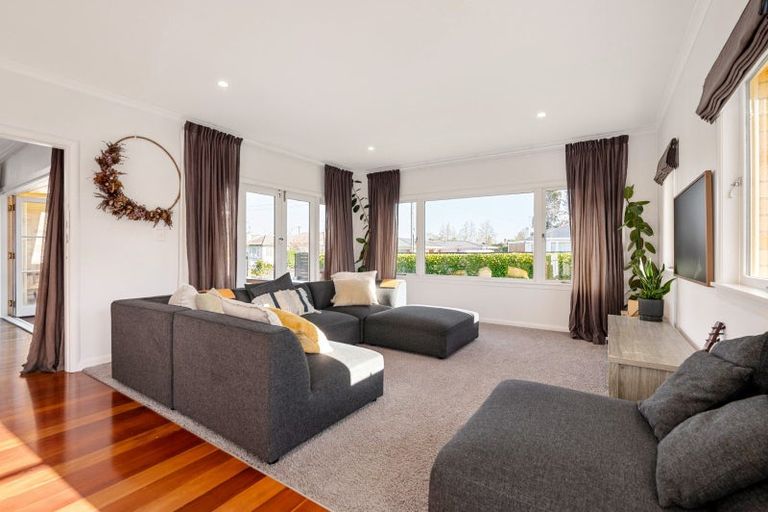 Photo of property in 12 Minchin Crescent, St Andrews, Hamilton, 3200